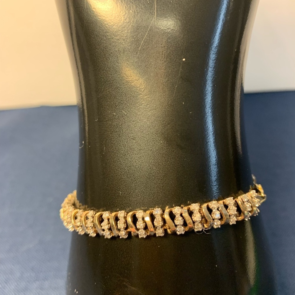 10k yellow gold 108 diamonds bracelet